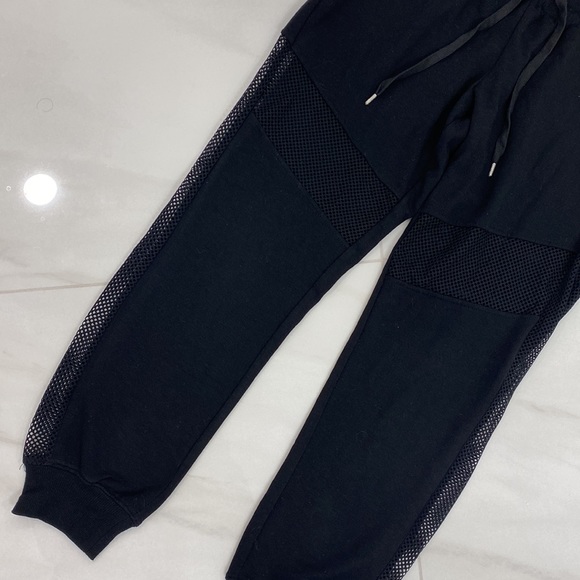 Garage Soft Mesh sweatpants - Medium - Picture 2 of 6